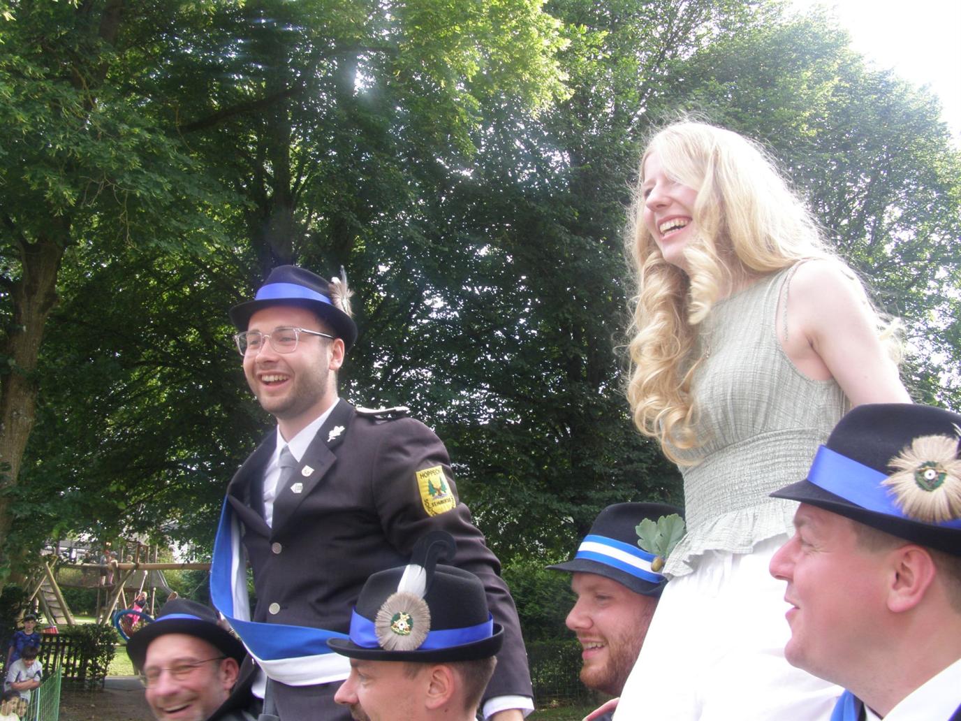 Jungschützenkönigspaar Hoppecke Leon Schmidt und Madlen Schmelter